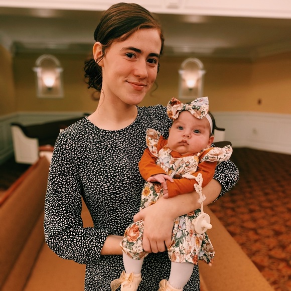 Meet your Posher, Elisabeth - Picture 4 of 9